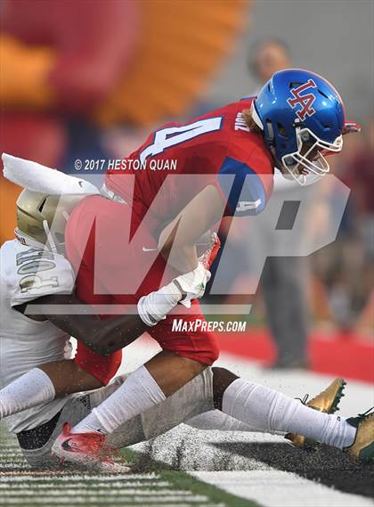 Thumbnail 3 in Long Beach Poly @ Los Alamitos photogallery.