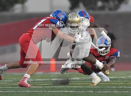 Thumbnail 1 in Long Beach Poly @ Los Alamitos photogallery.