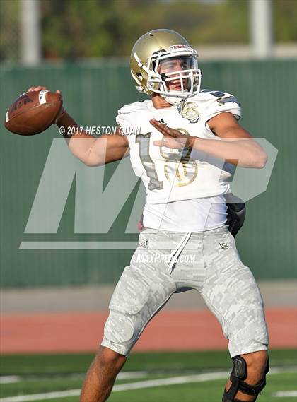 Thumbnail 2 in Long Beach Poly @ Los Alamitos photogallery.