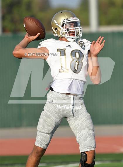 Thumbnail 3 in Long Beach Poly @ Los Alamitos photogallery.