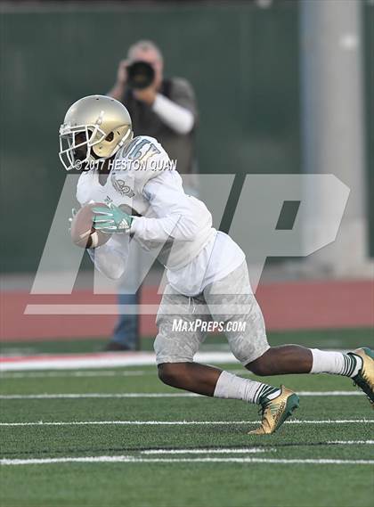 Thumbnail 2 in Long Beach Poly @ Los Alamitos photogallery.