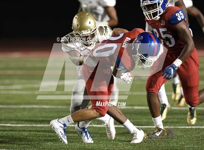 Thumbnail 2 in Long Beach Poly @ Los Alamitos photogallery.