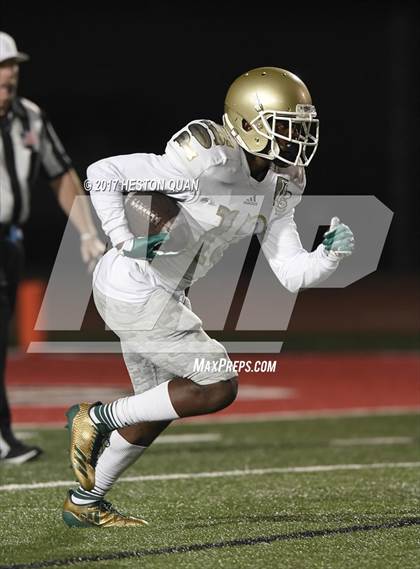 Thumbnail 2 in Long Beach Poly @ Los Alamitos photogallery.