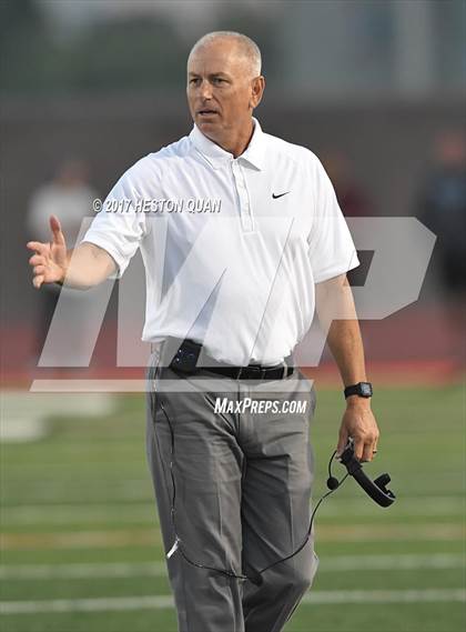 Thumbnail 3 in Long Beach Poly @ Los Alamitos photogallery.