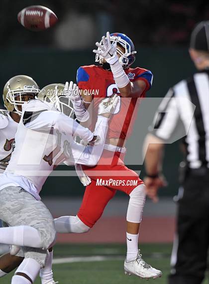 Thumbnail 3 in Long Beach Poly @ Los Alamitos photogallery.