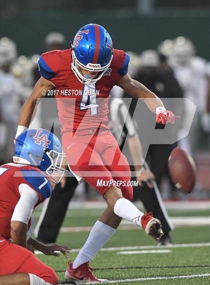 Thumbnail 3 in Long Beach Poly @ Los Alamitos photogallery.