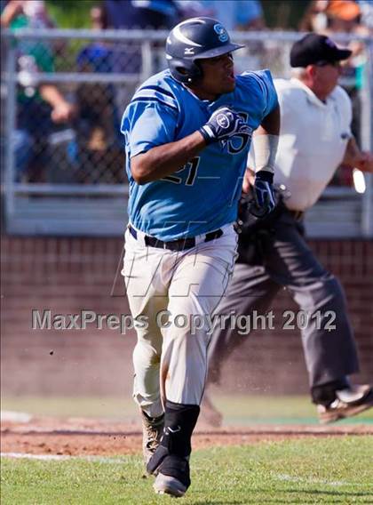 Thumbnail 3 in Sweeny vs Columbia (UIL 3A Region 4 Final) photogallery.
