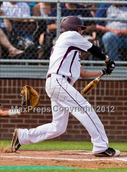 Thumbnail 1 in Sweeny vs Columbia (UIL 3A Region 4 Final) photogallery.
