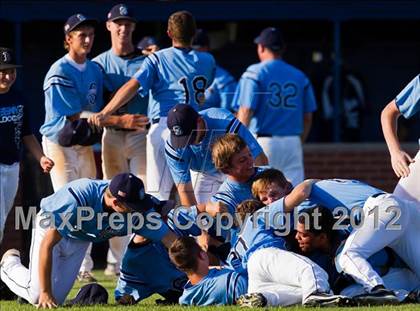 Thumbnail 2 in Sweeny vs Columbia (UIL 3A Region 4 Final) photogallery.