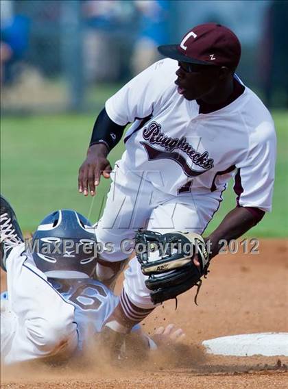 Thumbnail 3 in Sweeny vs Columbia (UIL 3A Region 4 Final) photogallery.