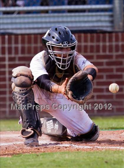 Thumbnail 1 in Sweeny vs Columbia (UIL 3A Region 4 Final) photogallery.