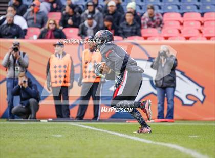 Thumbnail 2 in Valor Christian vs. Pomona (CHSAA 5A Final) photogallery.