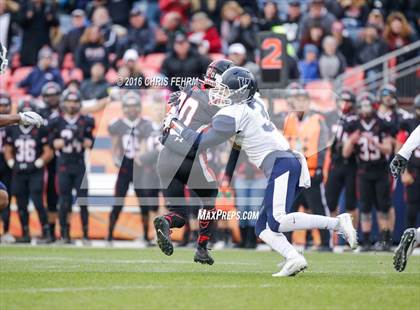 Thumbnail 3 in Valor Christian vs. Pomona (CHSAA 5A Final) photogallery.