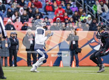 Thumbnail 3 in Valor Christian vs. Pomona (CHSAA 5A Final) photogallery.