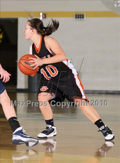 Thumbnail 1 in Seymour vs Powell (Pilot Food-mart Invitational) photogallery.