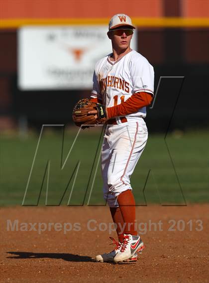 Thumbnail 3 in Allen @ White (UIL 5A Region II Bi-District Playoff) photogallery.