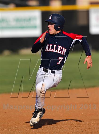 Thumbnail 1 in Allen @ White (UIL 5A Region II Bi-District Playoff) photogallery.