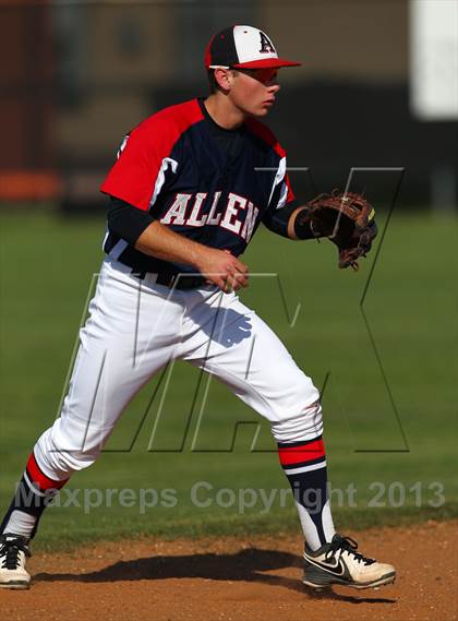 Thumbnail 1 in Allen @ White (UIL 5A Region II Bi-District Playoff) photogallery.