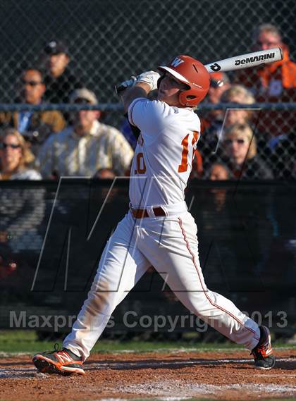 Thumbnail 2 in Allen @ White (UIL 5A Region II Bi-District Playoff) photogallery.