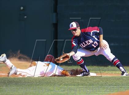 Thumbnail 3 in Allen @ White (UIL 5A Region II Bi-District Playoff) photogallery.