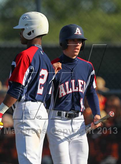 Thumbnail 3 in Allen @ White (UIL 5A Region II Bi-District Playoff) photogallery.