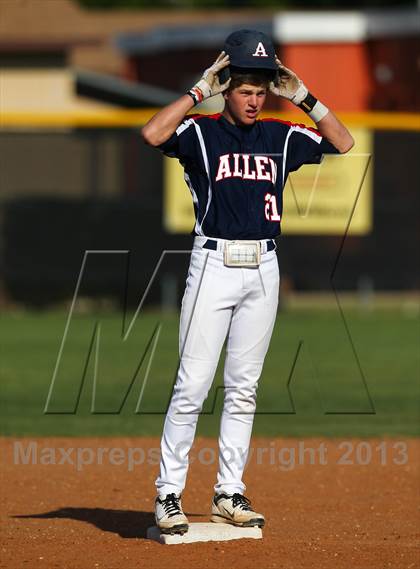 Thumbnail 3 in Allen @ White (UIL 5A Region II Bi-District Playoff) photogallery.