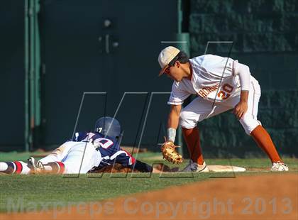 Thumbnail 3 in Allen @ White (UIL 5A Region II Bi-District Playoff) photogallery.