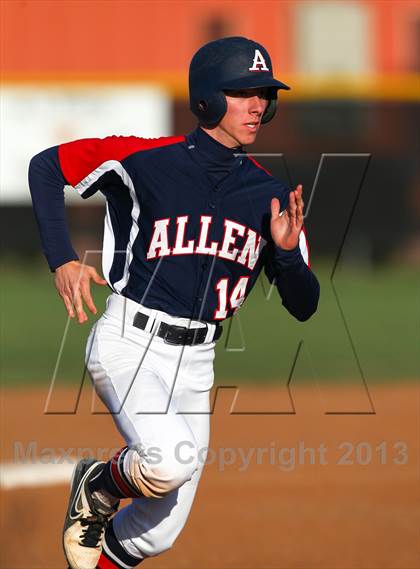 Thumbnail 3 in Allen @ White (UIL 5A Region II Bi-District Playoff) photogallery.