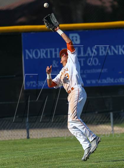 Thumbnail 2 in Allen @ White (UIL 5A Region II Bi-District Playoff) photogallery.