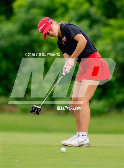 Thumbnail 1 in UIL 3A Girls Golf Finals (Round 2) photogallery.