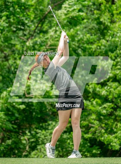 Thumbnail 3 in UIL 3A Girls Golf Finals (Round 2) photogallery.