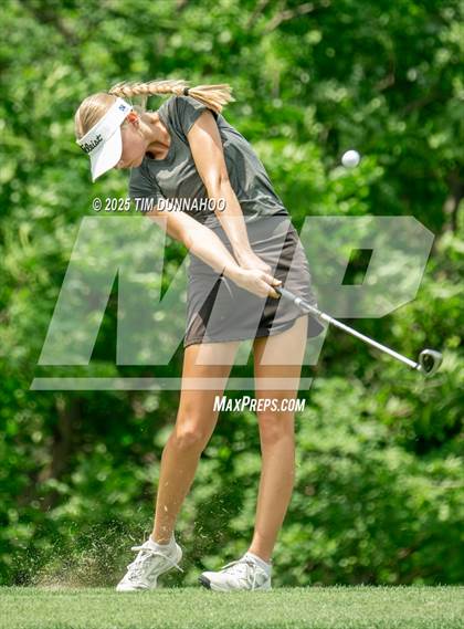 Thumbnail 2 in UIL 3A Girls Golf Finals (Round 2) photogallery.