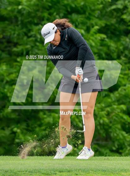 Thumbnail 3 in UIL 3A Girls Golf Finals (Round 2) photogallery.