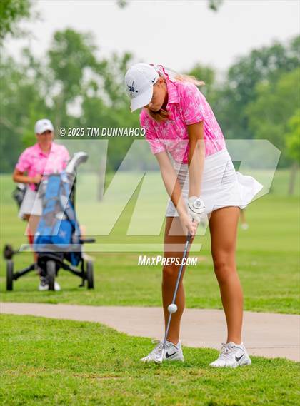 Thumbnail 3 in UIL 3A Girls Golf Finals (Round 2) photogallery.