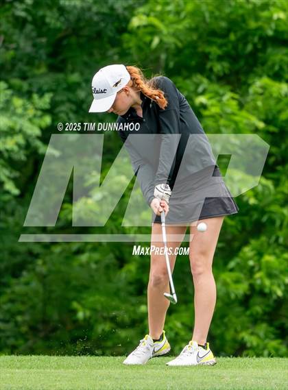 Thumbnail 3 in UIL 3A Girls Golf Finals (Round 2) photogallery.