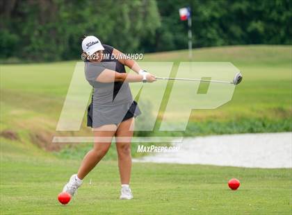 Thumbnail 3 in UIL 3A Girls Golf Finals (Round 2) photogallery.