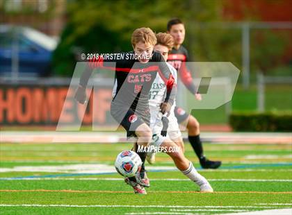 Thumbnail 2 in Libertyville vs. Stevenson (IHSA 3A Regional Final) photogallery.