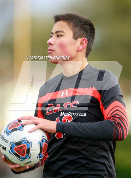 Thumbnail 2 in Libertyville vs. Stevenson (IHSA 3A Regional Final) photogallery.