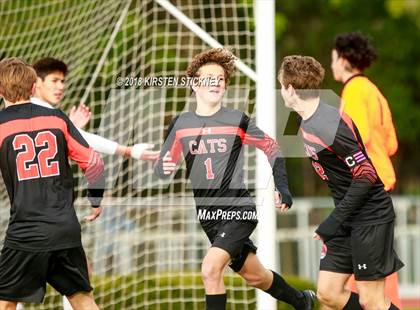 Thumbnail 1 in Libertyville vs. Stevenson (IHSA 3A Regional Final) photogallery.