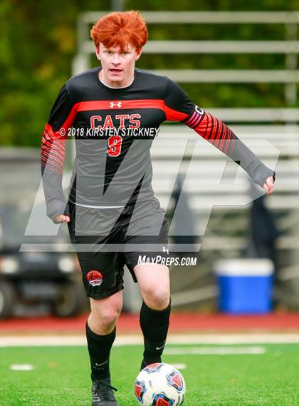 Thumbnail 2 in Libertyville vs. Stevenson (IHSA 3A Regional Final) photogallery.
