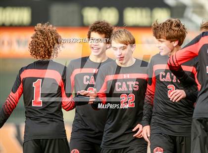 Thumbnail 1 in Libertyville vs. Stevenson (IHSA 3A Regional Final) photogallery.