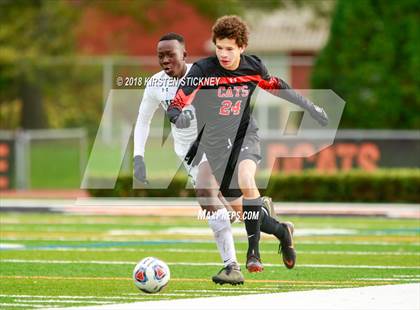 Thumbnail 1 in Libertyville vs. Stevenson (IHSA 3A Regional Final) photogallery.