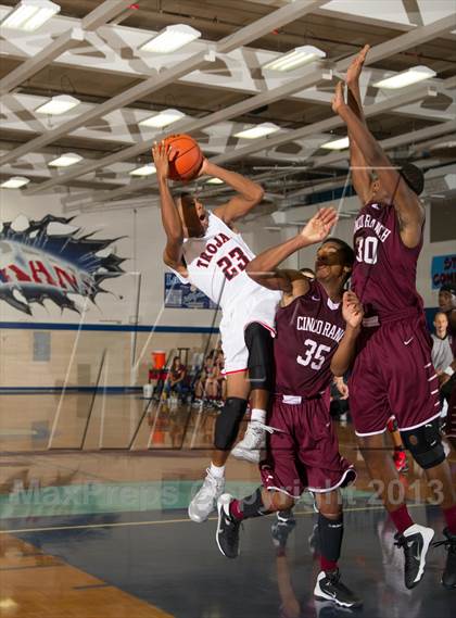 Thumbnail 1 in South Houston vs. Cinco Ranch (McDonald's Texas Invitational) photogallery.