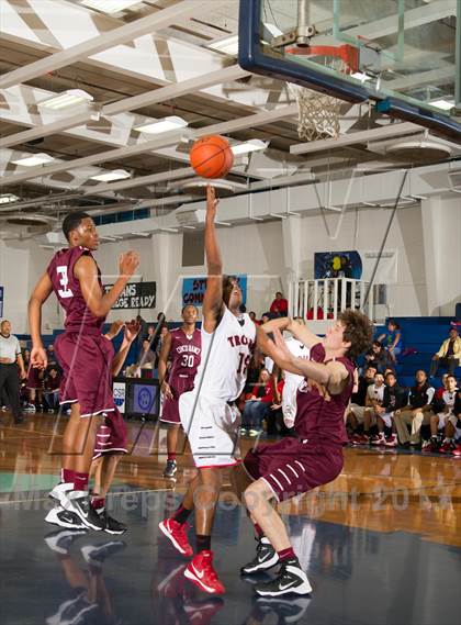 Thumbnail 1 in South Houston vs. Cinco Ranch (McDonald's Texas Invitational) photogallery.