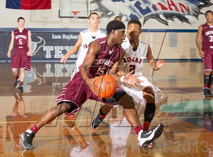 Thumbnail 1 in South Houston vs. Cinco Ranch (McDonald's Texas Invitational) photogallery.