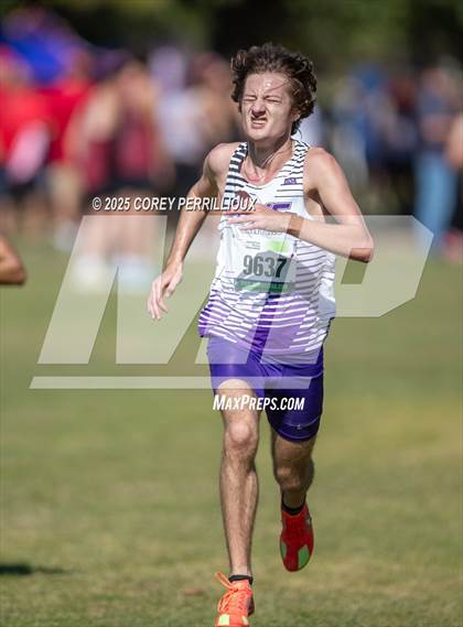 Thumbnail 3 in LHSAA Division 1 Region 2 Final photogallery.