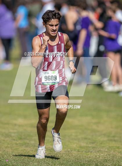 Thumbnail 2 in LHSAA Division 1 Region 2 Final photogallery.