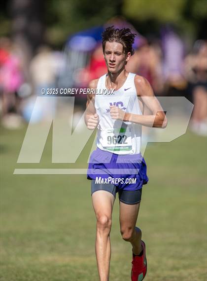 Thumbnail 3 in LHSAA Division 1 Region 2 Final photogallery.