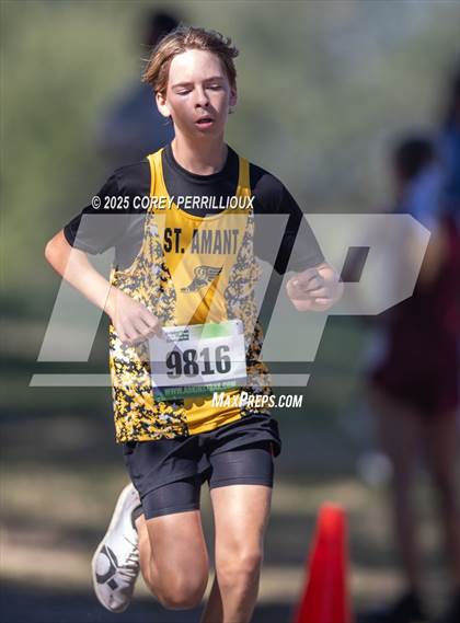 Thumbnail 1 in LHSAA Division 1 Region 2 Final photogallery.