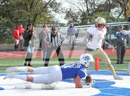 Thumbnail 3 in Bergen Catholic @ Seton Hall Prep photogallery.